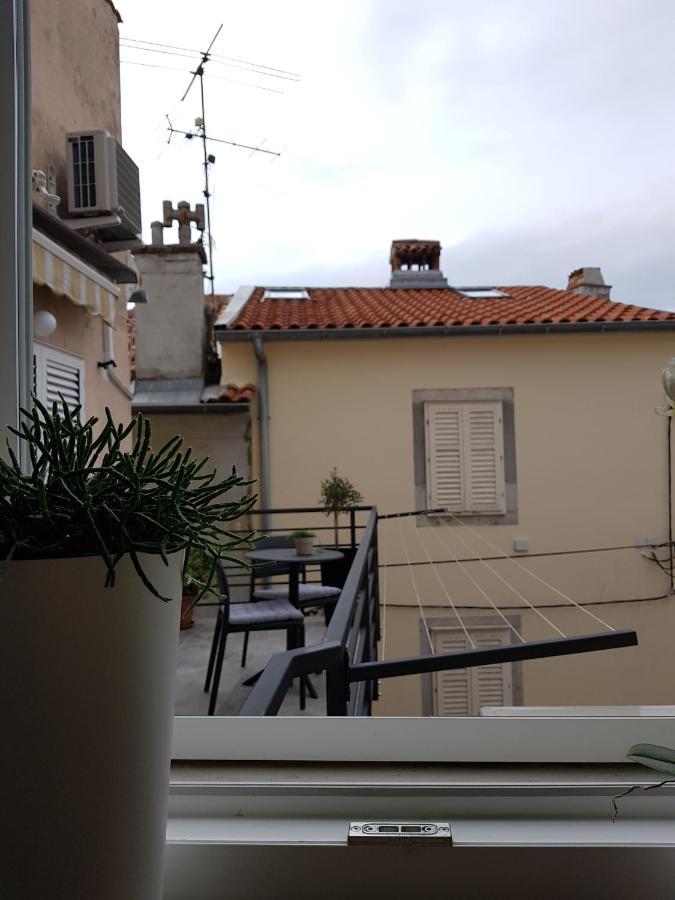 Apartment And Room Marija クルク エクステリア 写真