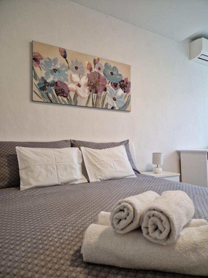 Apartment And Room Marija クルク エクステリア 写真