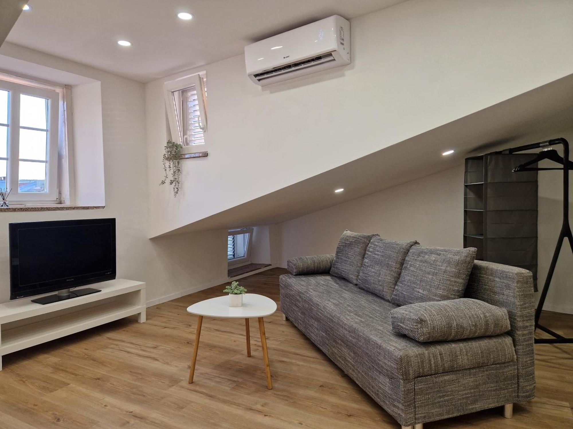 Apartment And Room Marija クルク エクステリア 写真